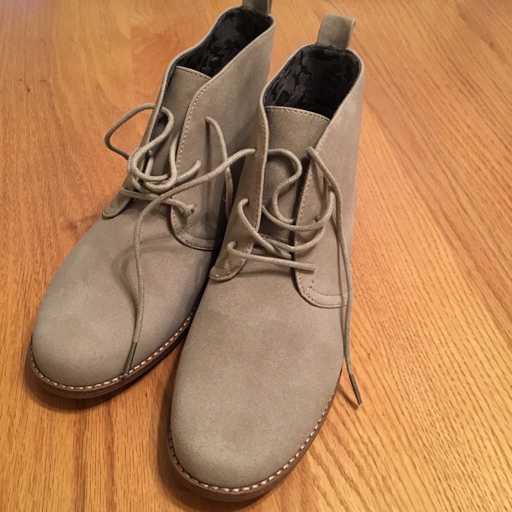 NWT White Mountain Shoes. Size 8.5